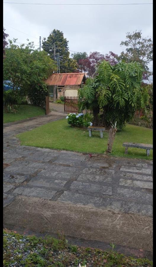 Vila Chale Linda Vista 5 Min. Do Centro Nova Friburgo Exteriér fotografie